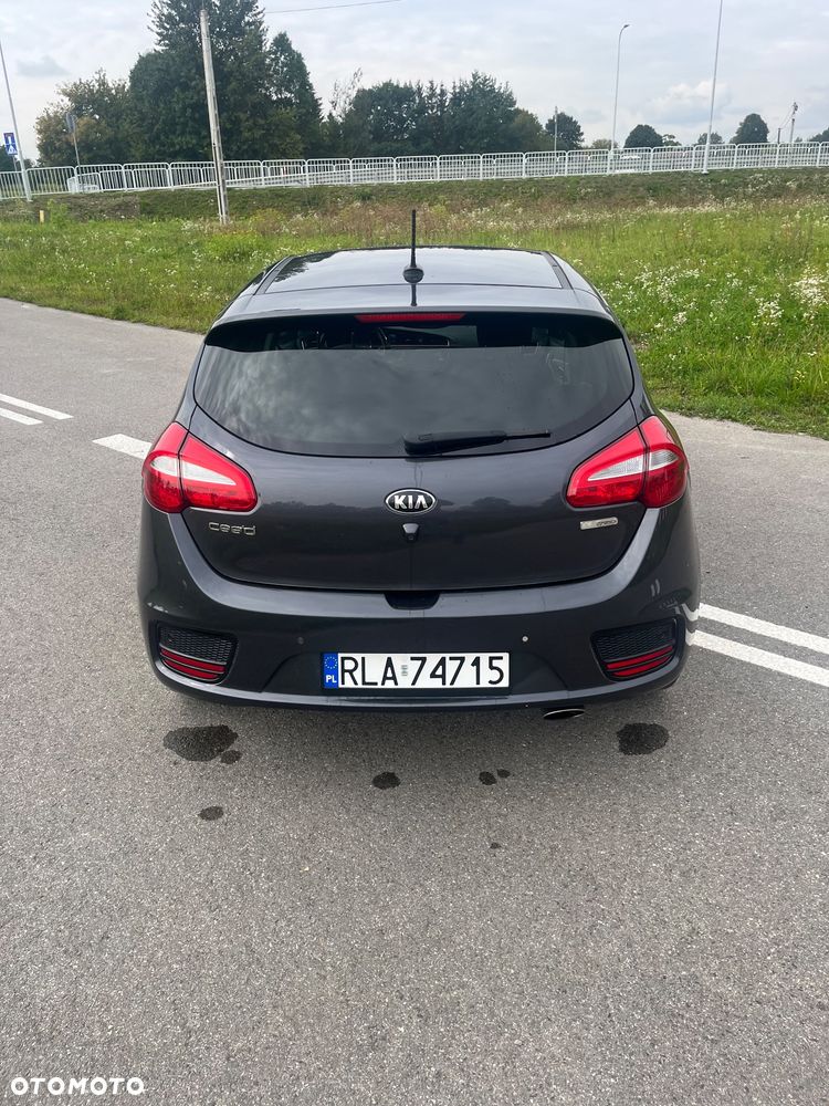 Kia Ceed 1.6 GDI Platinum Edition - 9