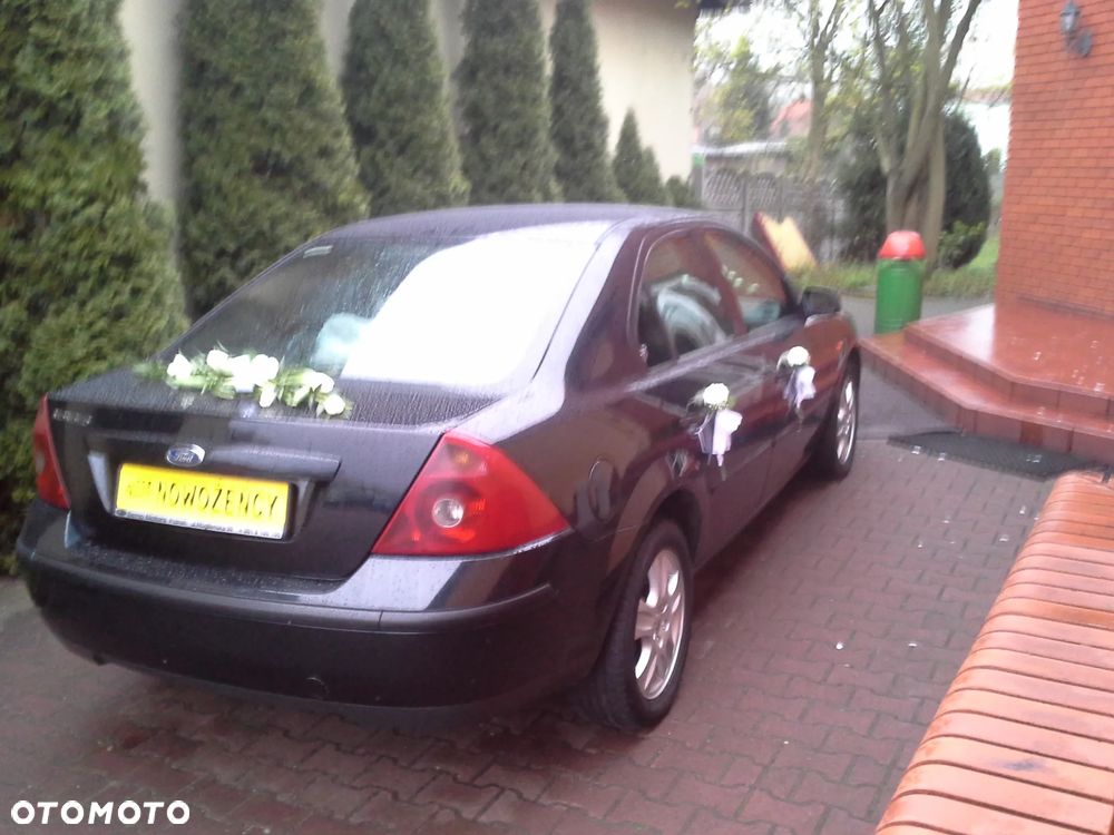 Ford Mondeo 2.0 TDDi Ghia - 12