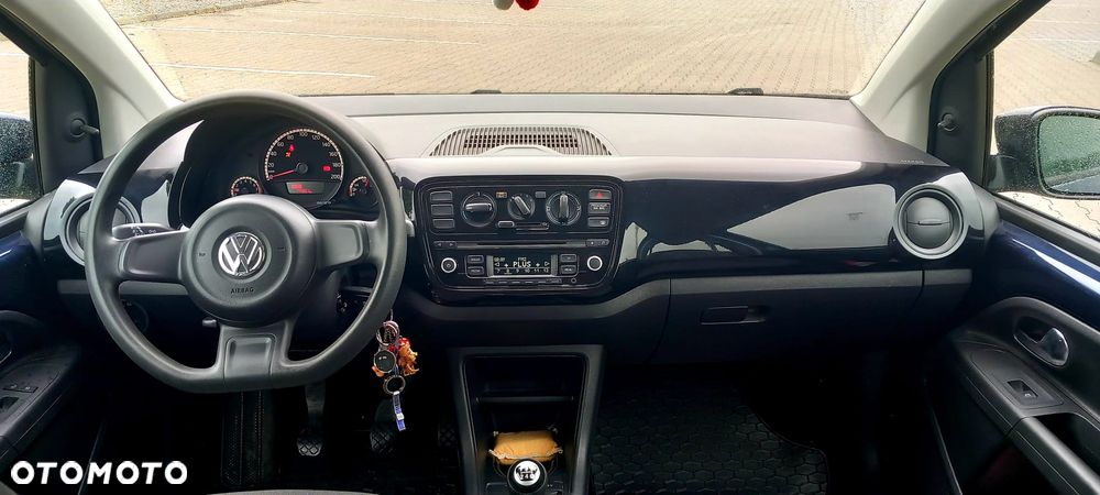 Volkswagen up! - 8