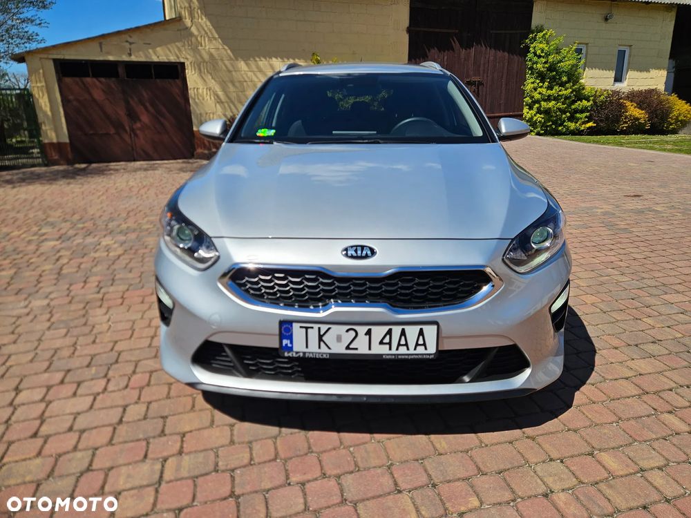 Kia Ceed - 9