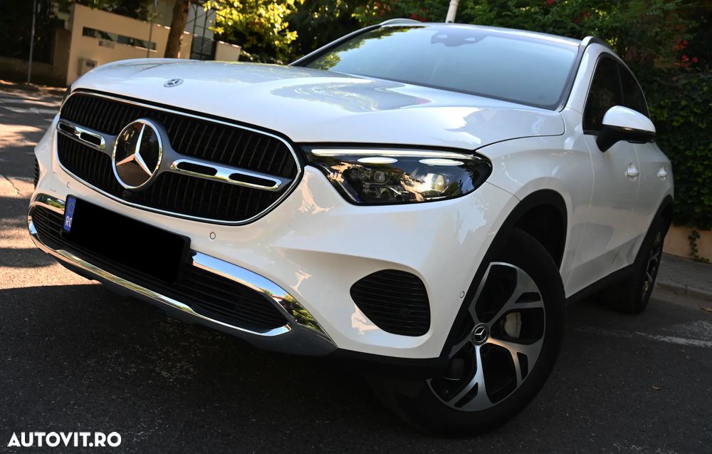 Mercedes-Benz GLC 300 e 4MATIC PHEV - 11