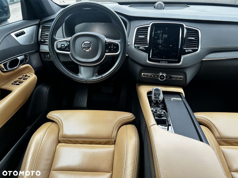 Volvo XC 90 - 15