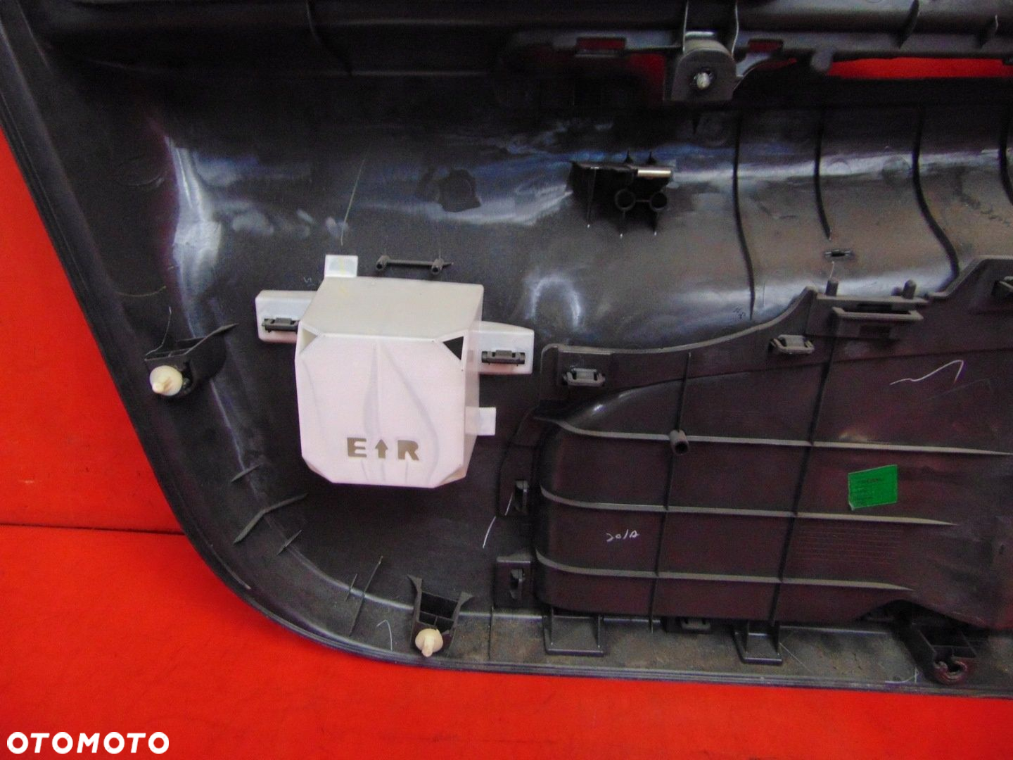 MICRA K13 IV BOCZEK TAPICERKA DRZWI PRAWA PRZÓD - 8