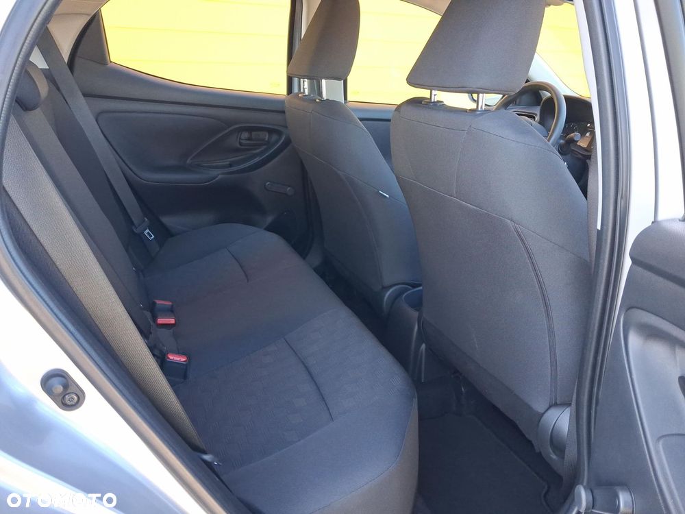 Toyota Yaris 1.5 Active - 10
