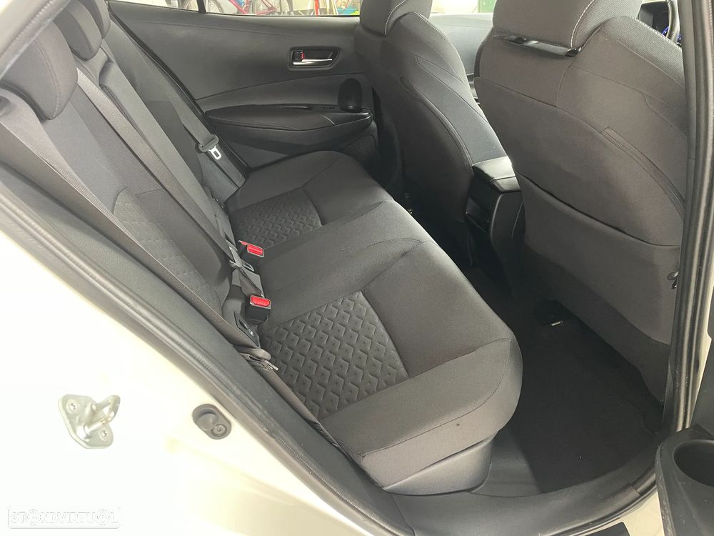 Toyota Corolla 1.8 Hybrid Exclusive - 15