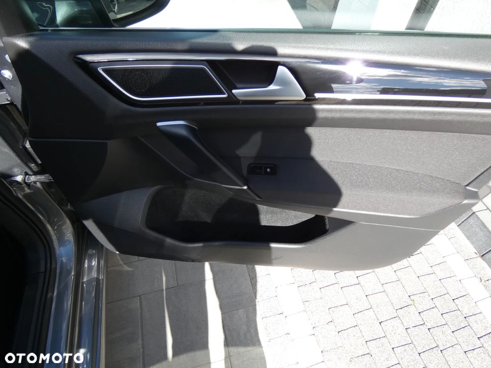 Volkswagen Golf Sportsvan 1.4 TSI (BlueMotion Technology) DSG Sound - 35