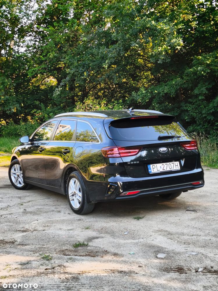 Kia Ceed 1.6 CRDi SCR M - 1