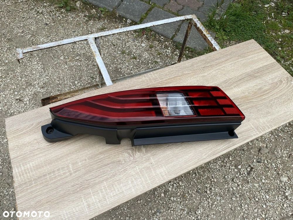 LAMPA TYŁ TYLNA PRAWA OPEL COMBO E CITROEN BERLINGO IV PEUGEOT RIFTER 9820555280 - 3