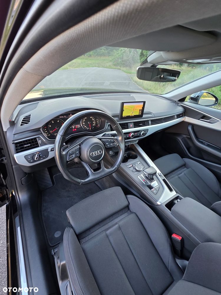 Audi A4 Limousine - 18
