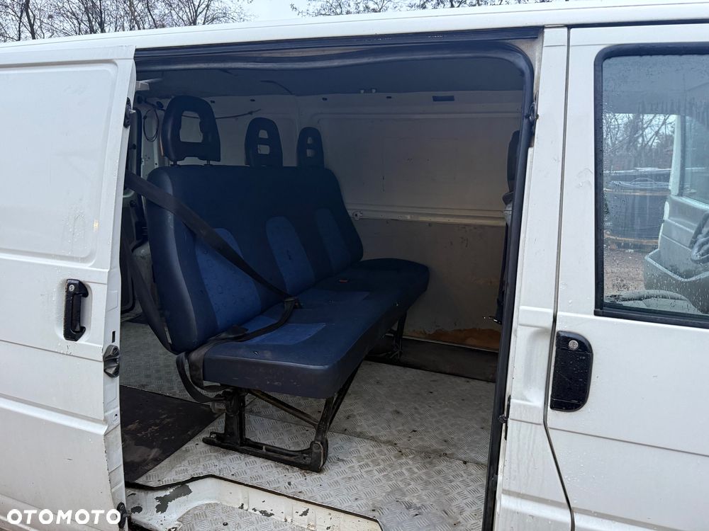 Volkswagen Transporter - 6