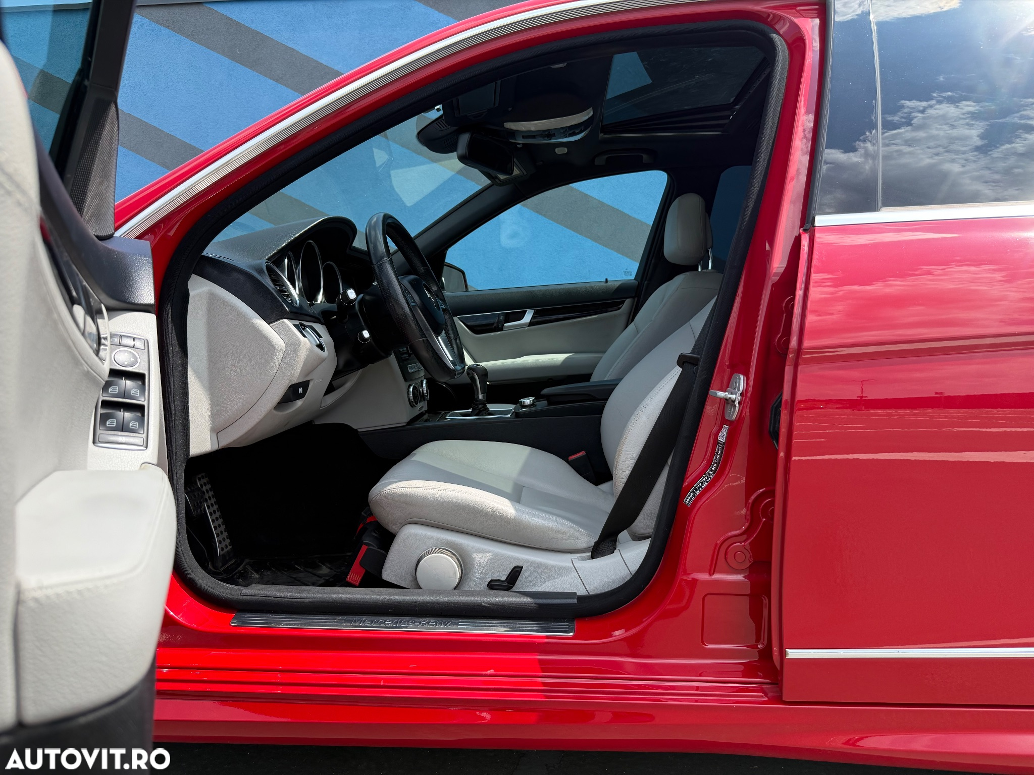 Mercedes-Benz C 180 T AMG Line - 14
