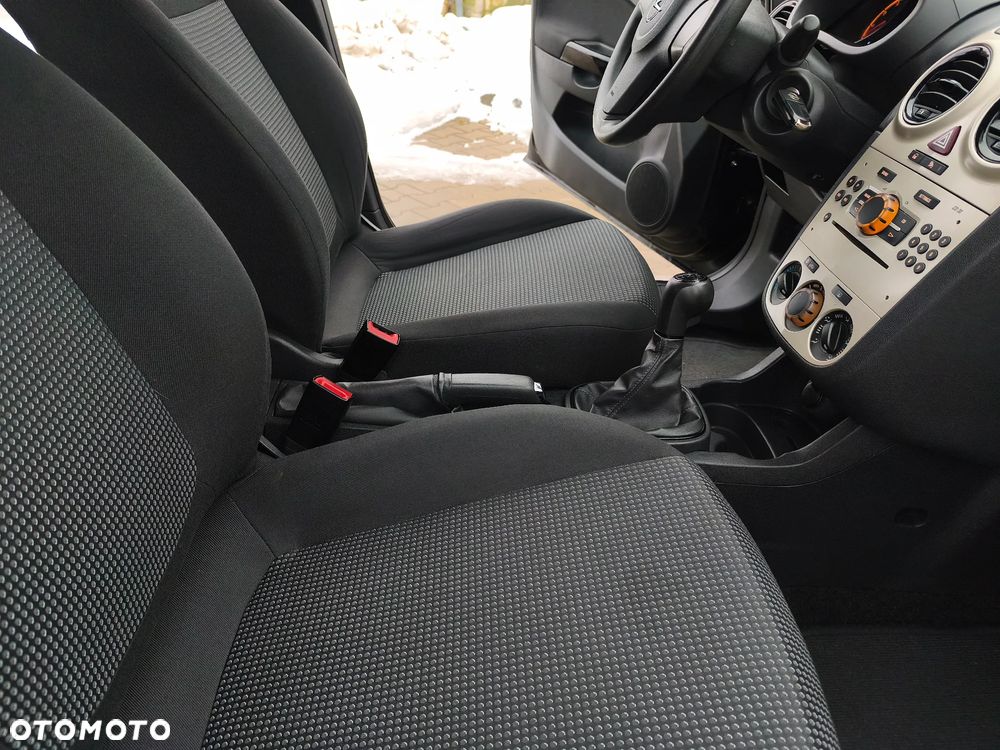 Opel Corsa - 21