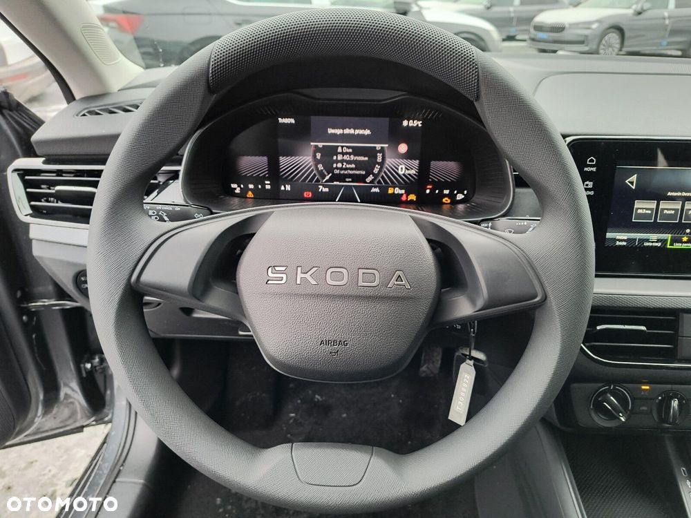 Skoda Scala 1.0 TSI Essence - 25