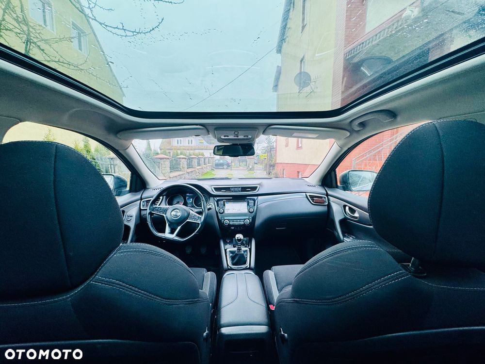 Nissan Qashqai 1.5 dCi N-CONNECTA - 23