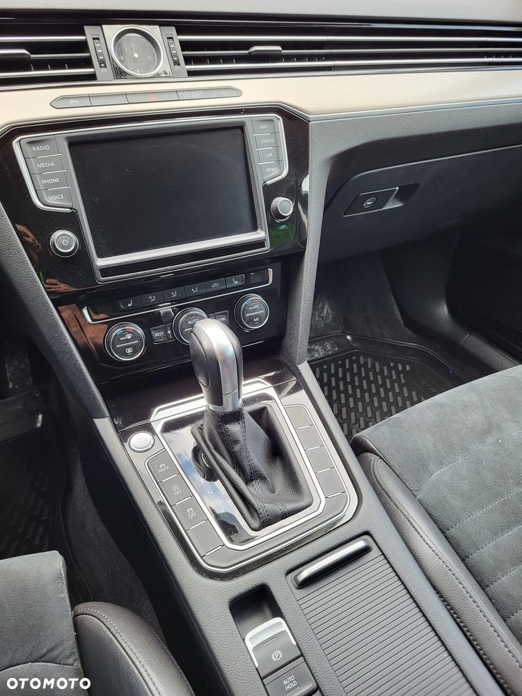 Volkswagen Passat 1.8 TSI BMT Highline DSG - 22