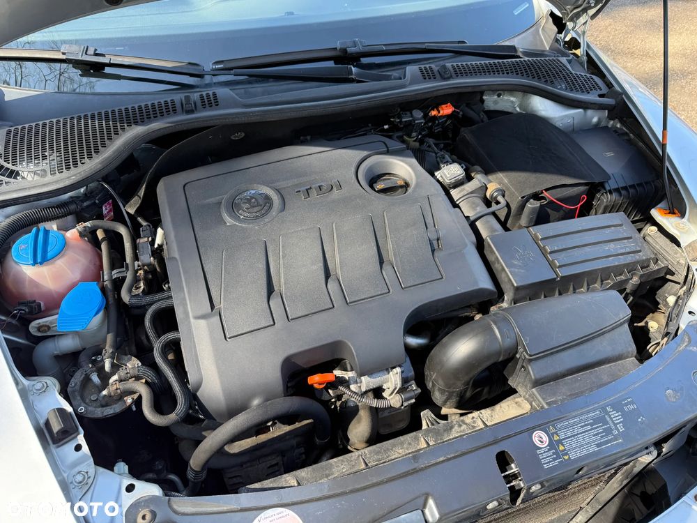 Skoda Octavia 1.6 TDI DPF 4x4 Ambition - 27