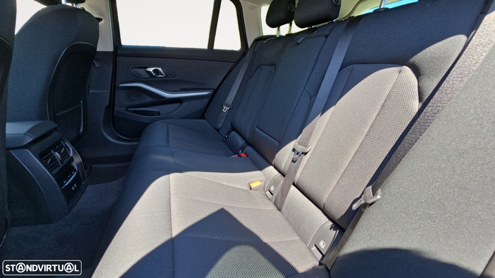 BMW 320 e Touring Auto - 14
