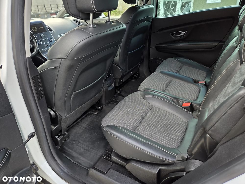 Renault Grand Scenic ENERGY TCe 140 BOSE EDITION - 15