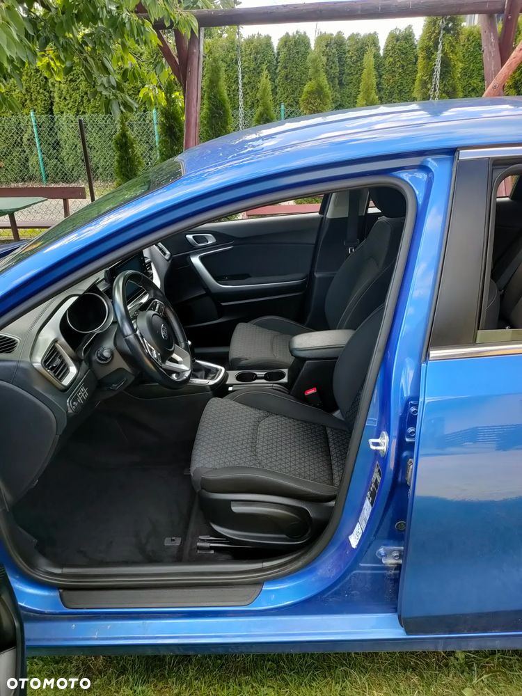 Kia Ceed 1.5 T-GDI M - 6