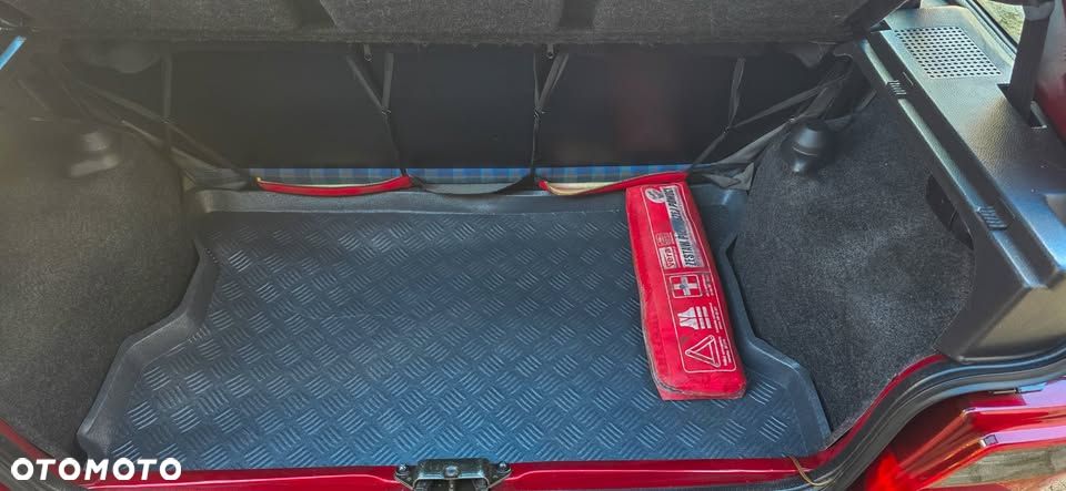 Fiat Uno 1.0 i.e Fire - 12