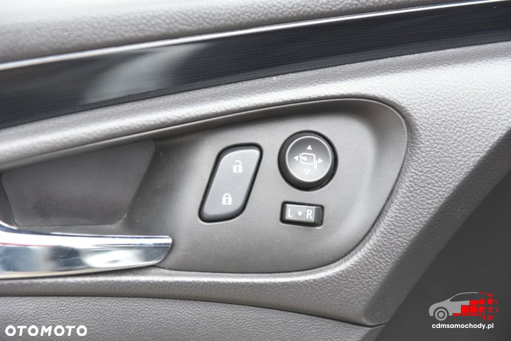 Opel Insignia - 17