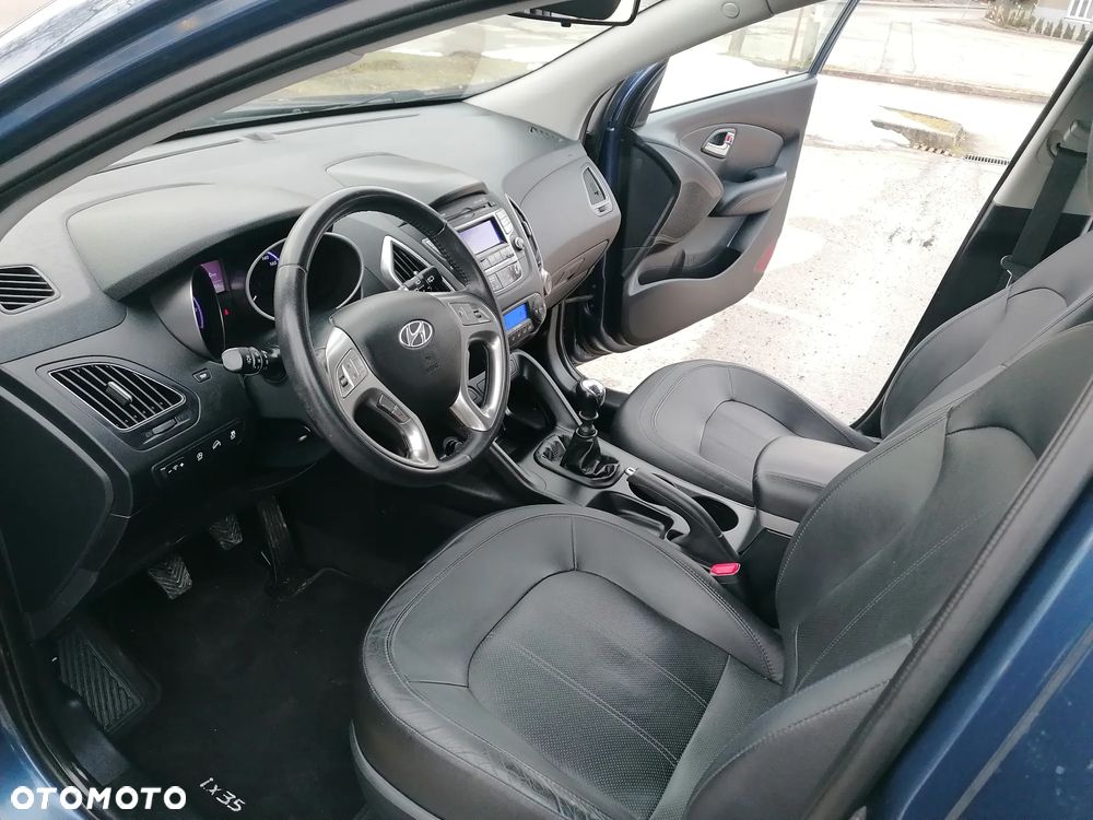 Hyundai ix35 1.6 2WD blue Style - 10