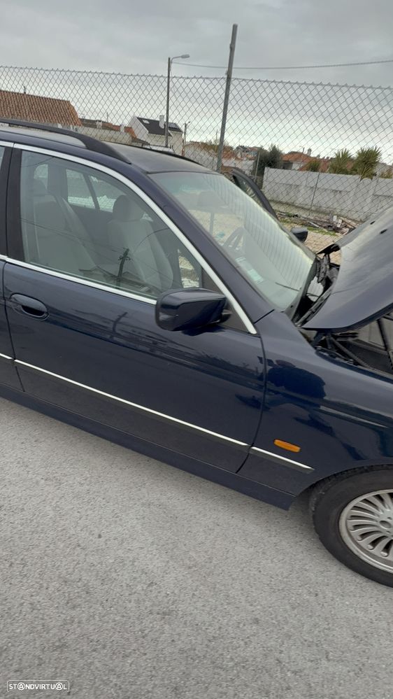 BMW 525 tds A Touring - 13