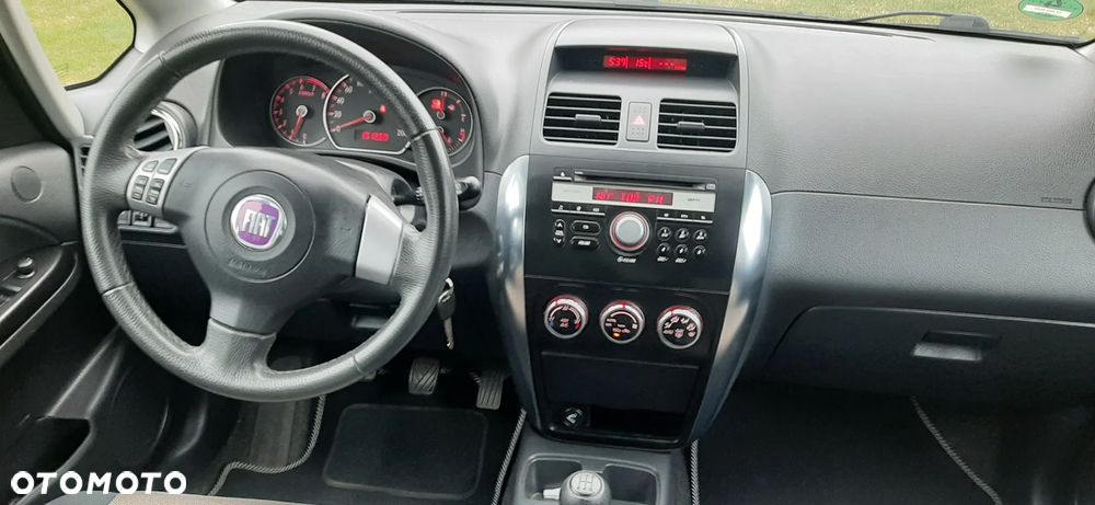 Fiat Sedici 1.6 16V 4x2 Emotion - 20