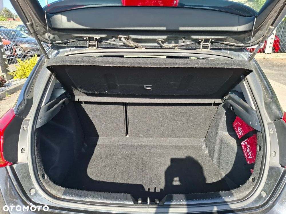 Kia Ceed 1.4 M - 22