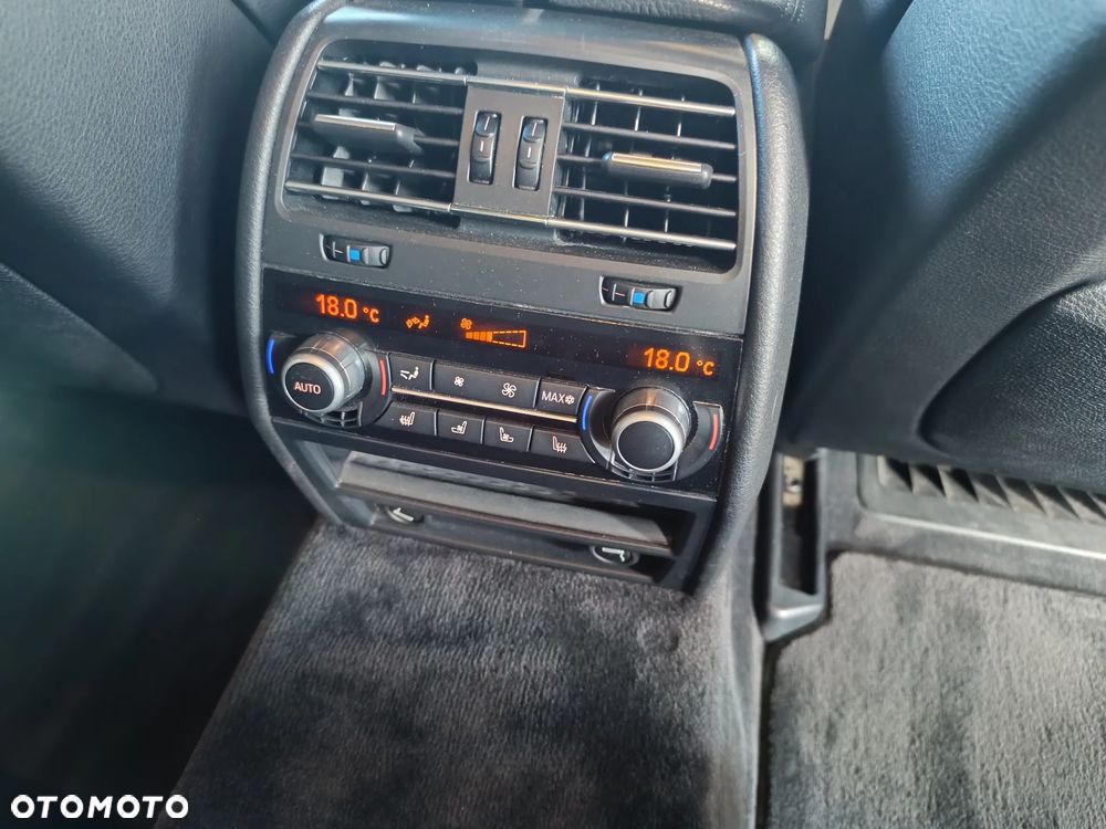 BMW Seria 7 - 10
