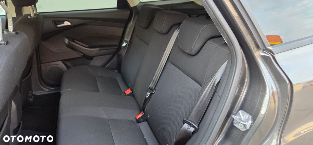 Ford Focus 1.0 EcoBoost Titanium - 37