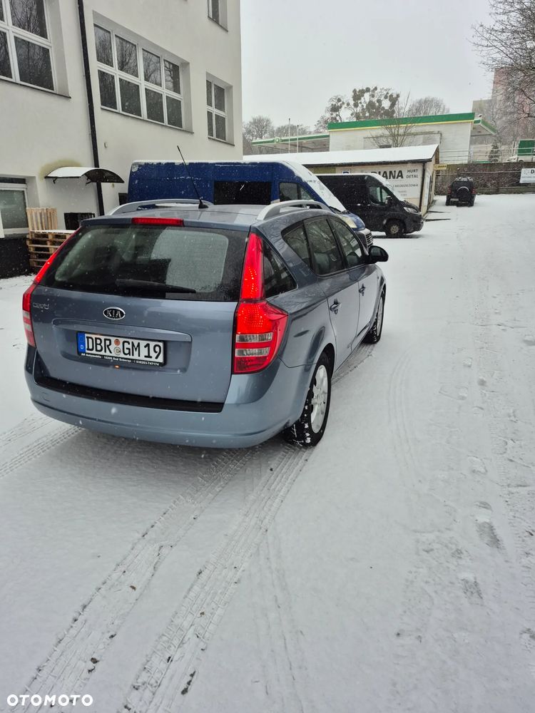 Kia Ceed 1.6 Comfort - 4