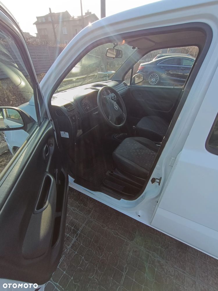 Opel Agila 1.2 Essentia - 5