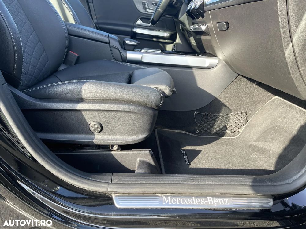 Mercedes-Benz GLB - 27