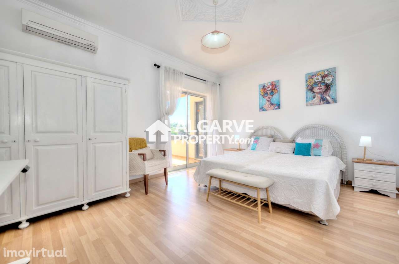 V5+1 Casa Independente num lote de 3.980m² – Ideal para Habitação e Ex - Grande imagem: 5/60