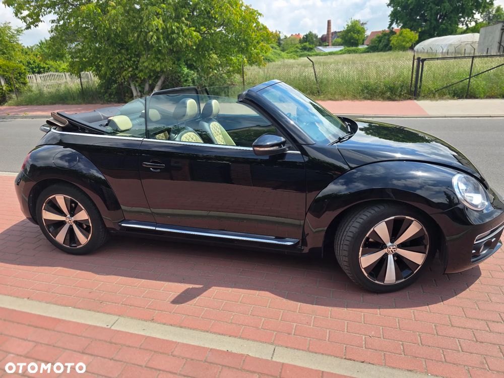 Volkswagen Beetle ver-1-4-tsi-dsg-blue-motion-techn-exclusive-design - 2
