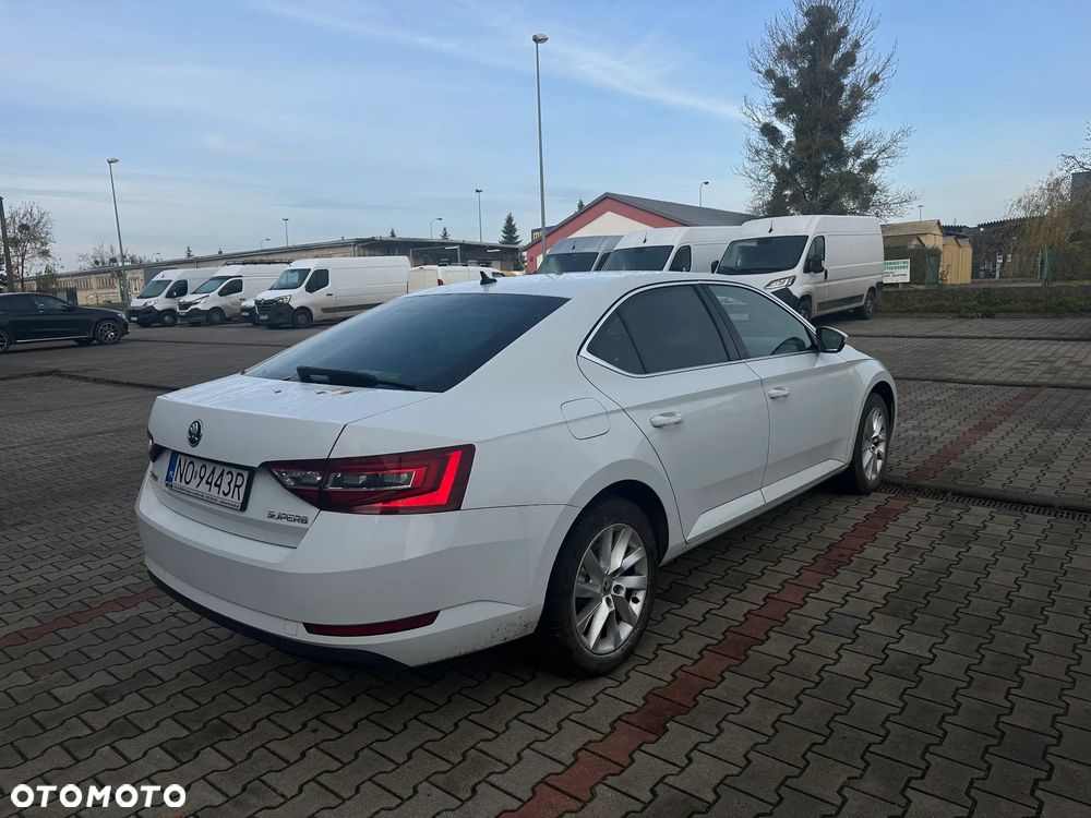 Skoda Superb 1.8 TSI Style DSG - 3