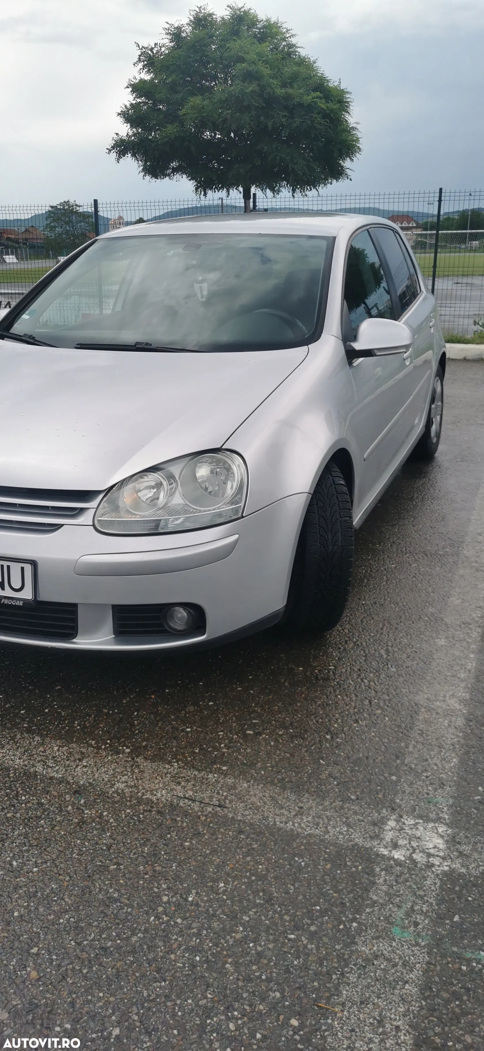 Volkswagen Golf 1.9 TDI Comfortline DSG - 6