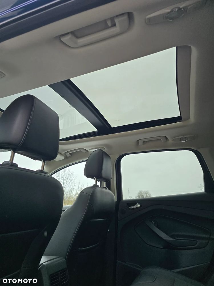 Ford Kuga 2.0 TDCi 4WD Titanium - 24