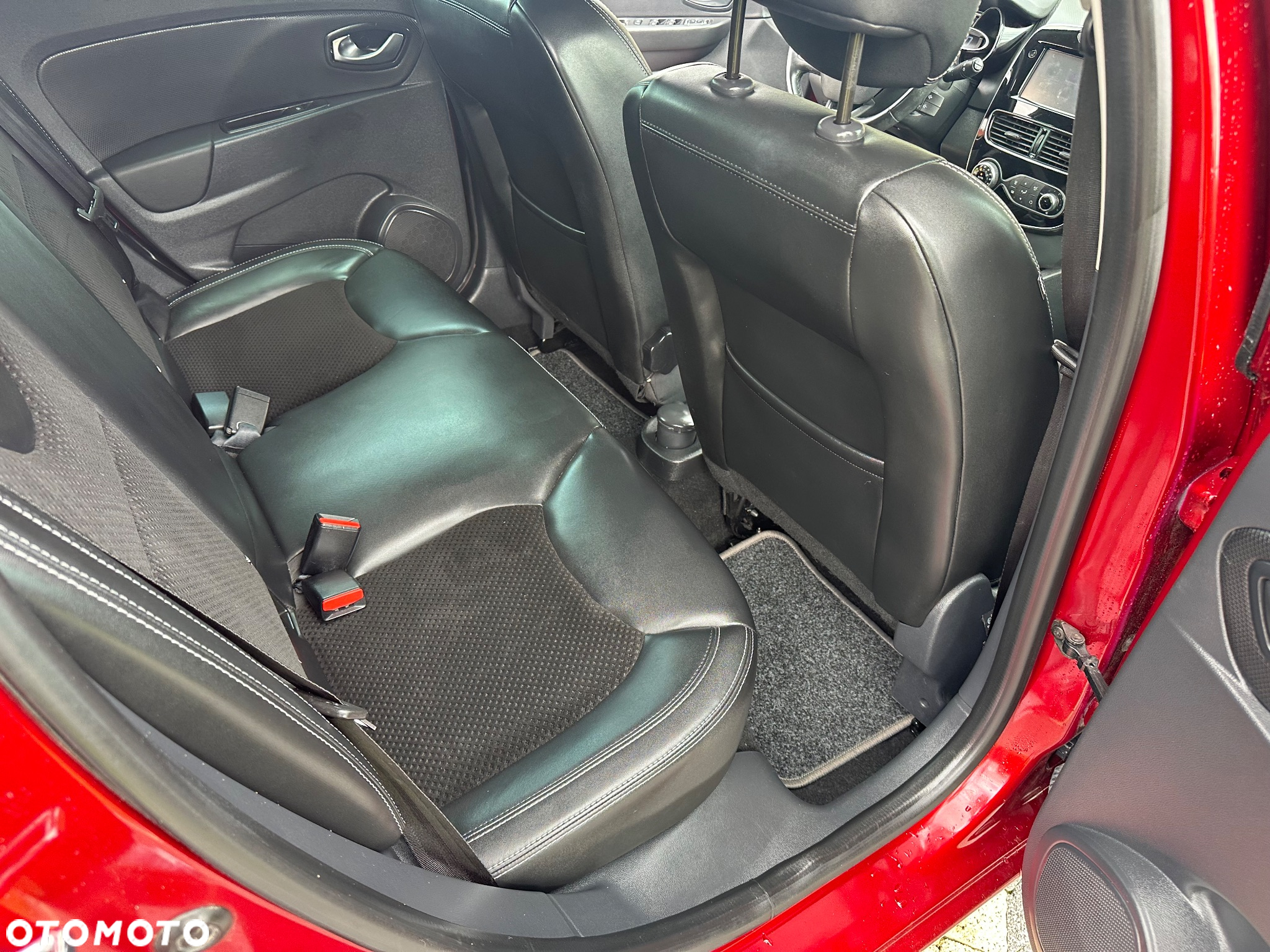 Renault Clio TCe 90 TECHNO - 15