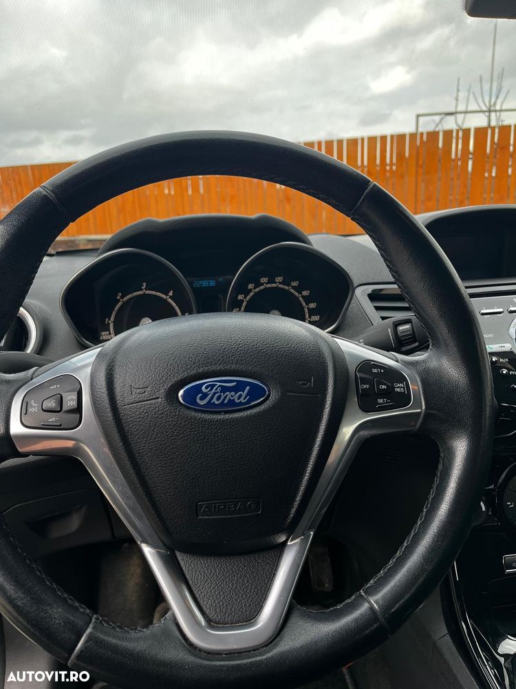 Ford Fiesta 1.6 TDCI Econetic - 10