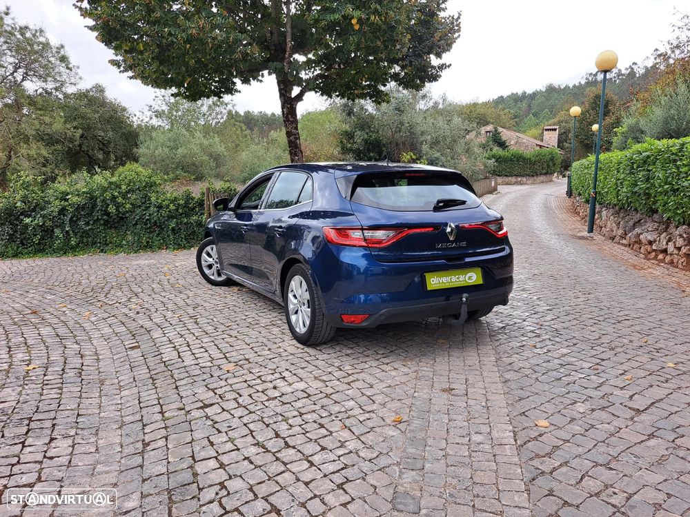 Renault Mégane TCe 140 GPF LIMITED - 30