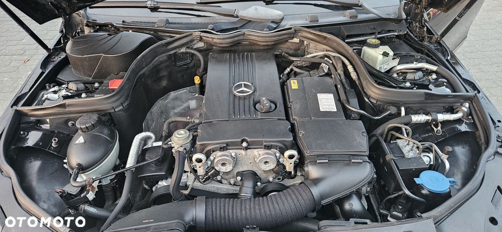 Mercedes-Benz Klasa C 180 BlueEFFICIENCY Avantgarde - 40