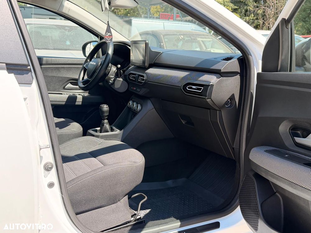 Dacia Logan TCe 90 MT6 Prestige - 22