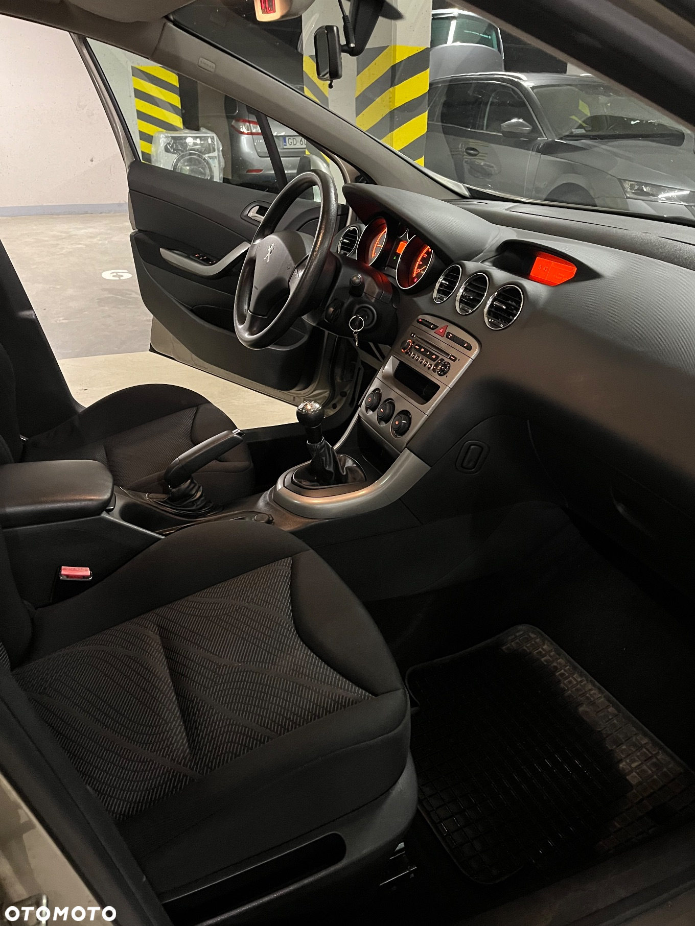 Peugeot 308 1.6 HDi Style - 12