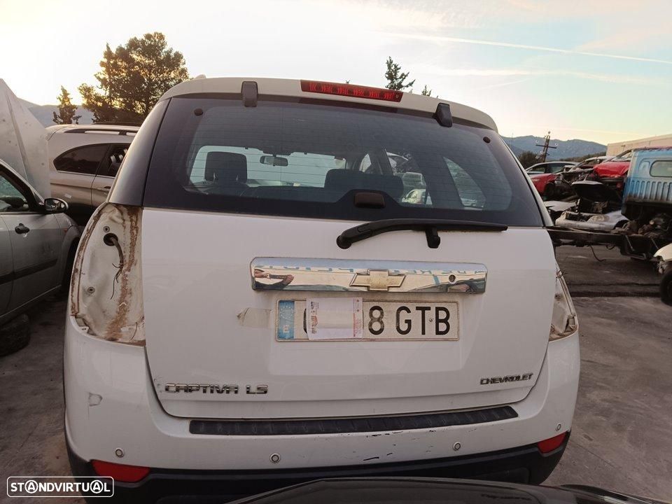 MALA TRASEIRA CHEVROLET CAPTIVA - 1
