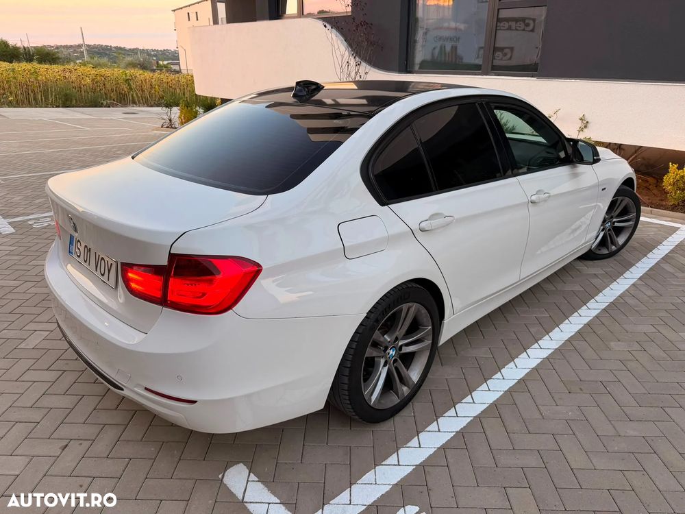 BMW Seria 3 318d Aut. Sport Line - 12