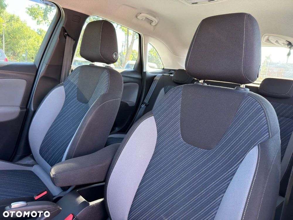 Opel Crossland X - 21