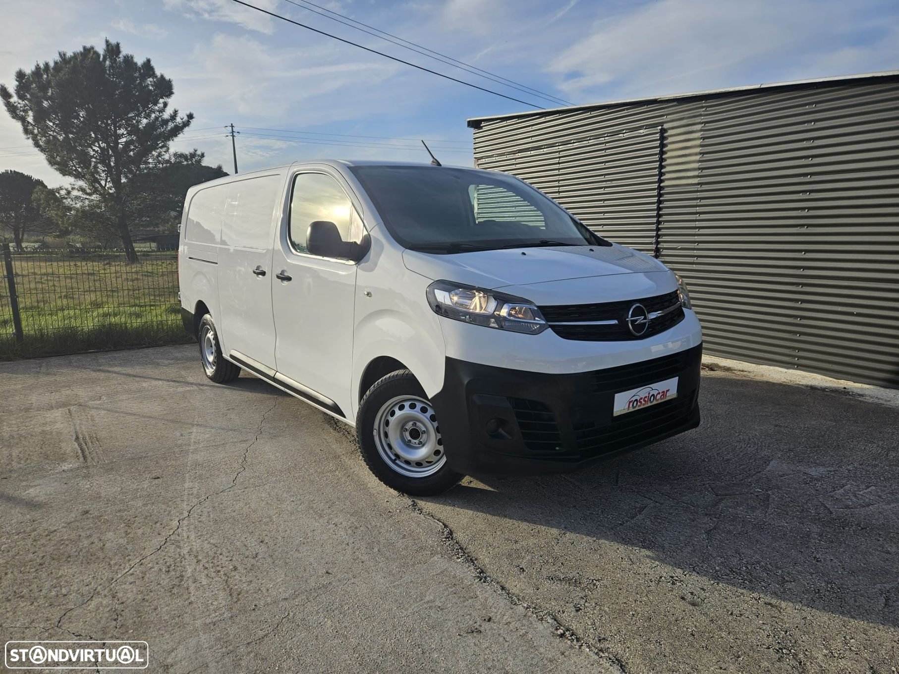 Opel Vivaro 1.5 CDTi L2H1 Essentia - 5