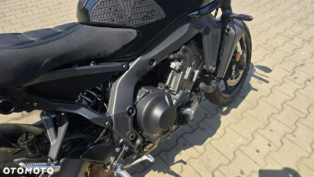 Yamaha MT - 19